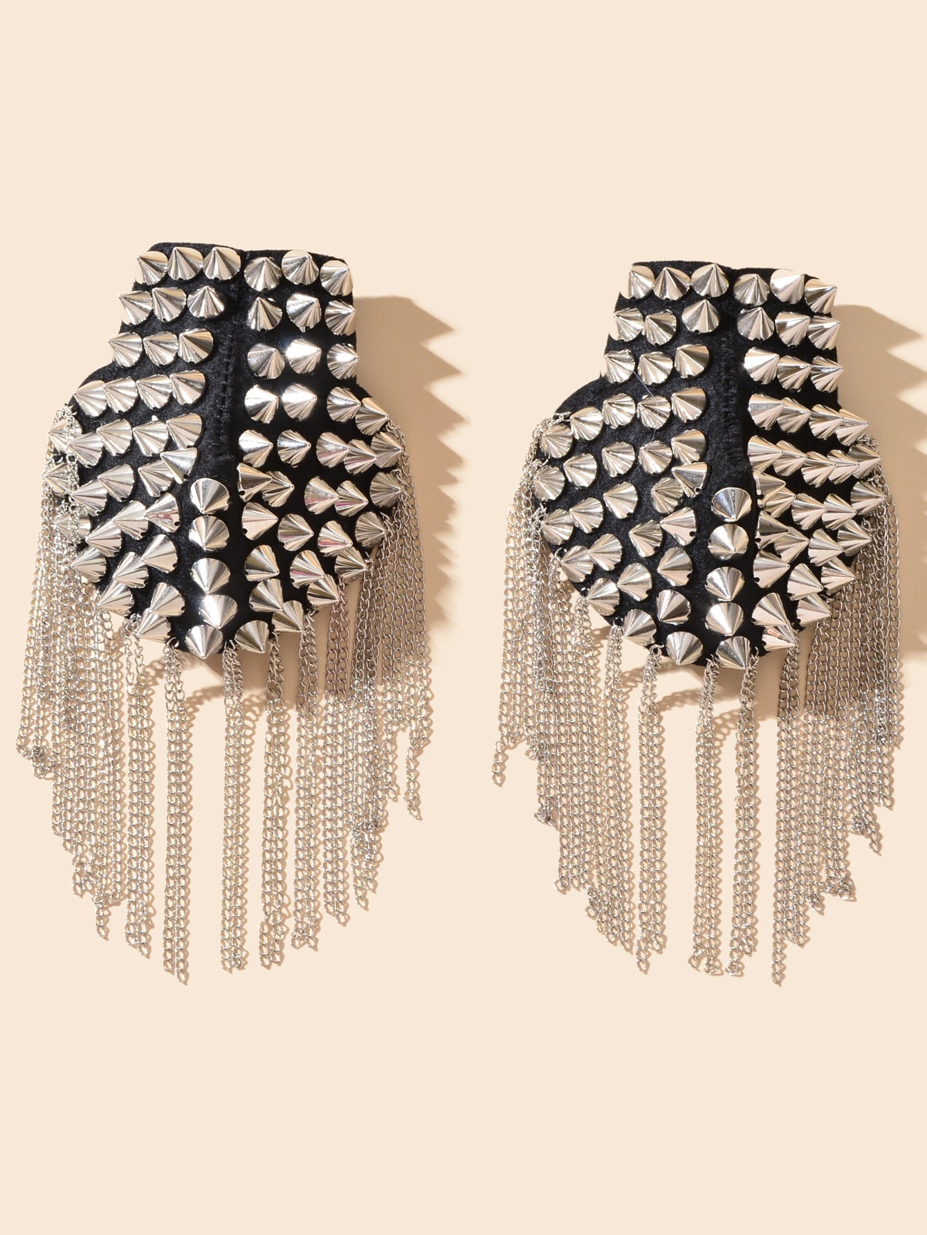 2pcs Fashionable Rivet Fringe Shoulder Epaulet Brooch Edgy Accessories-1