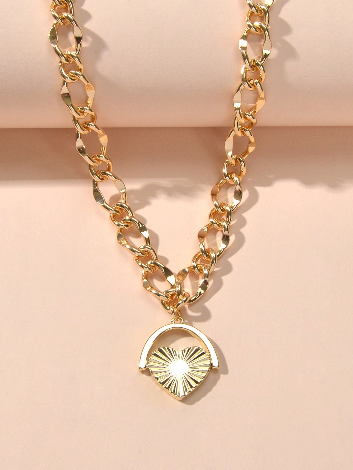 Female Accessories Thick Gold Chain Heart Statement Necklace Designer Jewellery-2